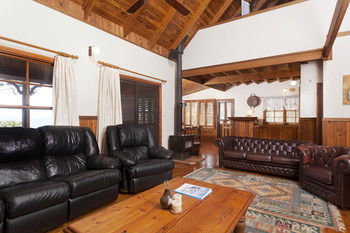 Eagleview Resort - Accommodation Brisbane 52