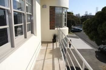 Albert Road Serviced Apartments - Accommodation Brisbane 2