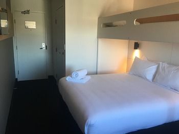 Ibis Budget Casula Liverpool - Accommodation Brisbane 14