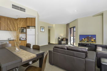 Quality Suites Boulevard On Beaumont - Accommodation Brisbane 7