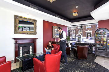 Quality Suites Boulevard On Beaumont - Accommodation Brisbane 24