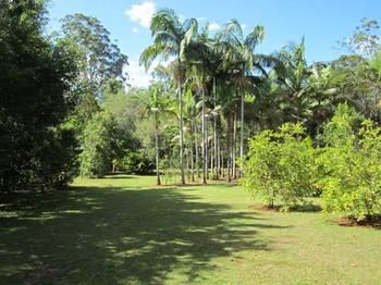 Sunshine Valley Cottages - Accommodation Brisbane 3