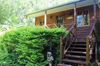 Sunshine Valley Cottages - Accommodation Brisbane 11