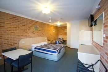 Branxton House Motel, Hunter Valley - Accommodation Brisbane 4