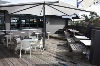 Crossroads Hotel Liverpool - Accommodation Brisbane 1