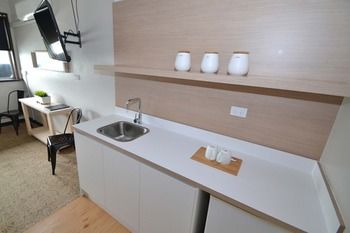 Crossroads Hotel Liverpool - Accommodation Brisbane 20