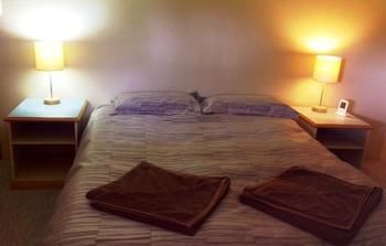 Hunter Hideaway Cottages - Accommodation Brisbane 0