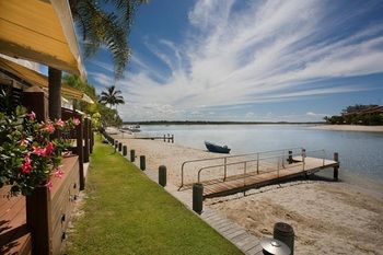 Skippers Cove Waterfront Resort - Accommodation Brisbane 2