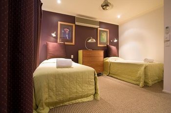 Skippers Cove Waterfront Resort - Accommodation Brisbane 11