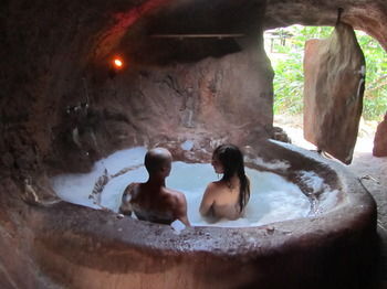 Noosa Edge Nudist Retreat - Accommodation Brisbane 13