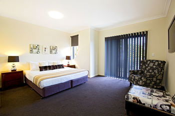 Astina Serviced Apartments - Central - Accommodation Brisbane 2