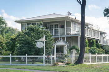 The Heart Of Emerald Bed & Breakfast - Accommodation Brisbane 43