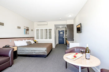 Macquarie Inn - Accommodation Brisbane 11