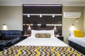 The Abbey Motor Inn - Accommodation Brisbane 10