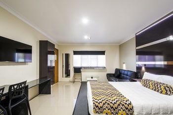 The Abbey Motor Inn - Accommodation Brisbane 13