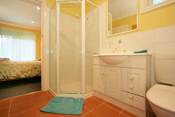 Roseland Holiday House - Accommodation Brisbane 0