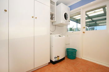 Roseland Holiday House - Accommodation Brisbane 8