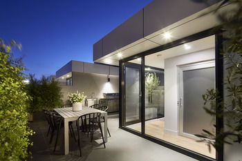 381 Cremorne - Accommodation Brisbane 5