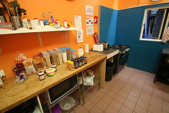 Zing Backpackers - Accommodation Brisbane 0