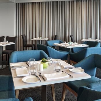 Best Western Plus Lake Kawana Hotel - Accommodation Brisbane 0