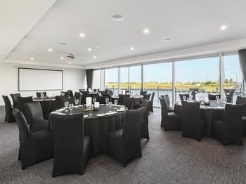 Best Western Plus Lake Kawana Hotel - Accommodation Brisbane 12