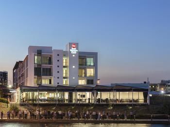 Best Western Plus Lake Kawana Hotel - Accommodation Brisbane 23