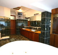 Relaxin - Accommodation Brisbane