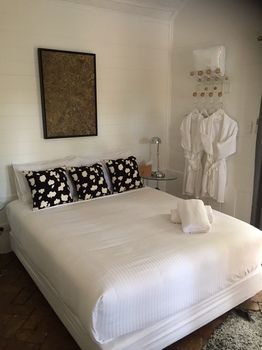 The Regents Park - Accommodation Brisbane 60