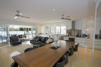 The Noosa Sound Holiday Collection - Accommodation Brisbane 5