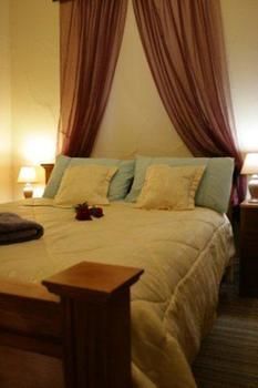 A Settler's Cottage - Accommodation Brisbane 1