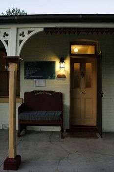A Settler's Cottage - Accommodation Brisbane 3