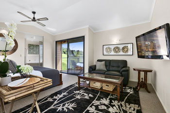 Top Of The Hill - Accommodation Brisbane 12