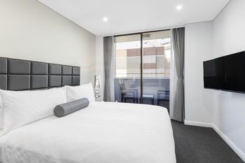 Meriton Serviced Apartments North Sydney - Accommodation Brisbane 10
