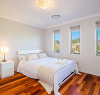 Getaway Holiday House Bankstown - Accommodation Brisbane