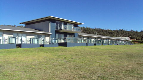 BEST WESTERN Beachfront At Bicheno - Accommodation Brisbane 0