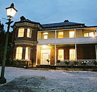 Amberley House - Accommodation Brisbane