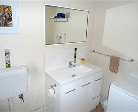Ashwood Apartments - Bellerive - Accommodation Brisbane 1