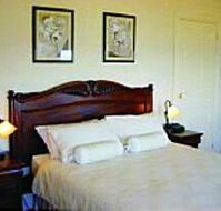 Madsen - The - Accommodation Brisbane