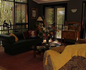 Asimatree Bed & Breakfast And Art Garden - Accommodation Brisbane 0
