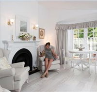 White Dove Cottage Bed and Breakfast - Accommodation Brisbane