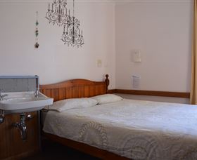 Tasman Backpackers - Accommodation Brisbane 5