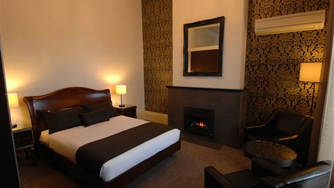 Quality Inn Heritage On Lydiard - Accommodation Brisbane 0