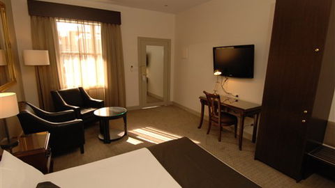 Quality Inn Heritage On Lydiard - Accommodation Brisbane 3