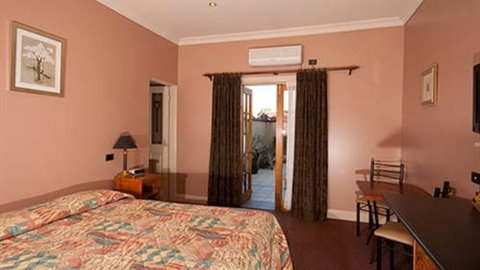 Grand Central Accommodation B&B Cobden - Accommodation Brisbane 2