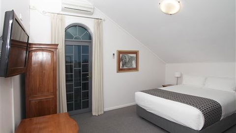Quality Inn & Suites The Menzies - Accommodation Brisbane 2