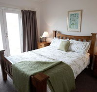 Strath Valley View Bed and Breakfast - Accommodation Brisbane