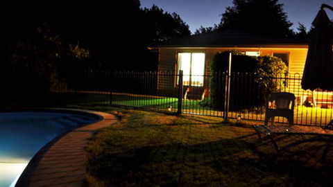 Annie's Garden Retreat - Accommodation Brisbane 5