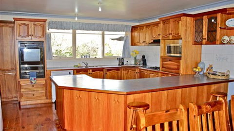 Annie's Garden Retreat - Accommodation Brisbane 4