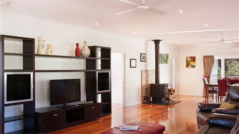 Lithgow Falls - Accommodation Brisbane 0