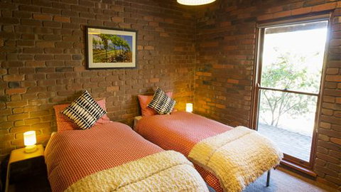 The Eagles Nest - Accommodation Brisbane 2